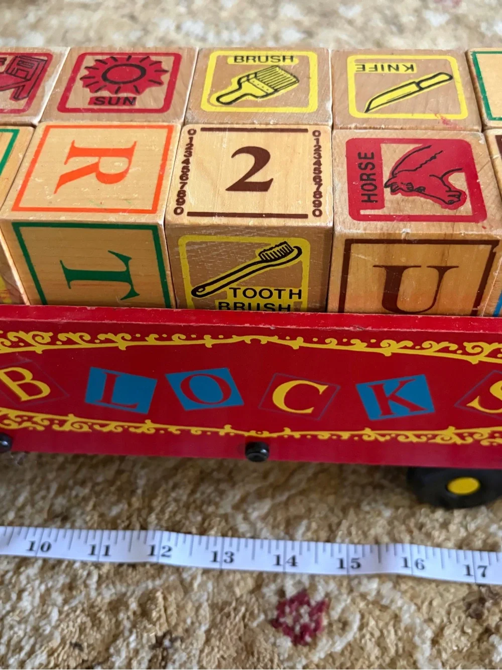 Vintage Montgomery Schoolhouse Inc. Classic Wooden Truck Toy w/ ABC blocks 1978